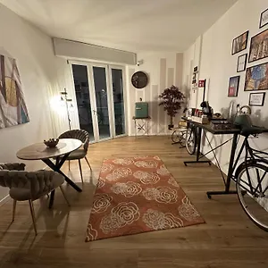 Affittacamere Brera A 500 Mt Da San Siro, Milano
