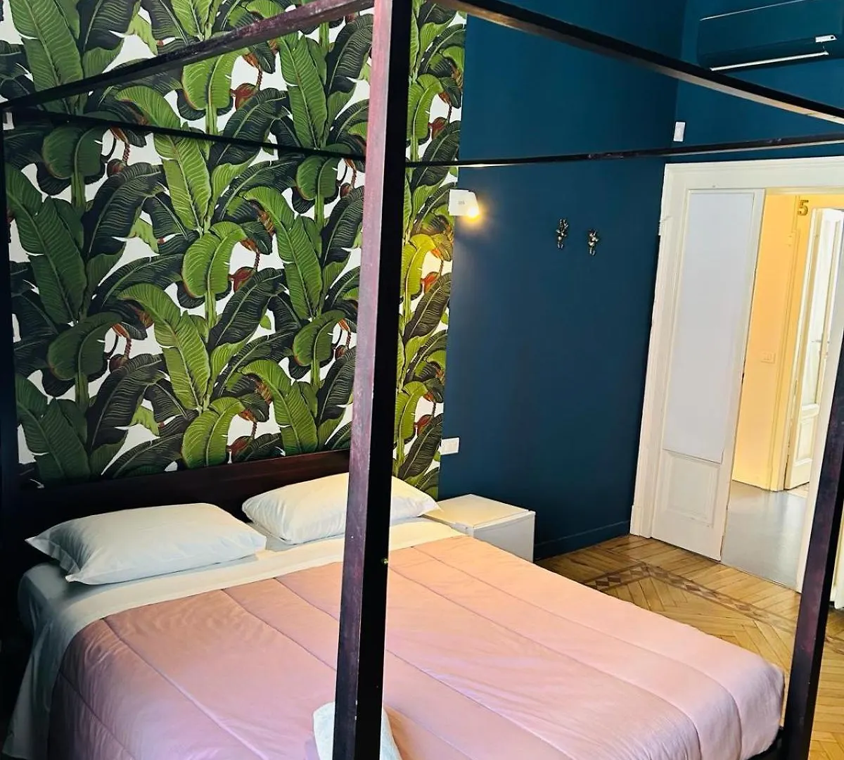 Guest house Maya Rooms Milan Italy